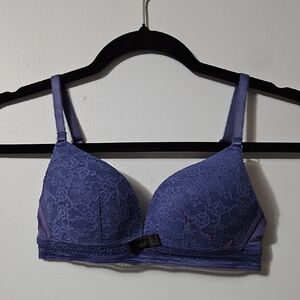 Blue Lace Padded Wirefree Adjustable Bra Size 32B